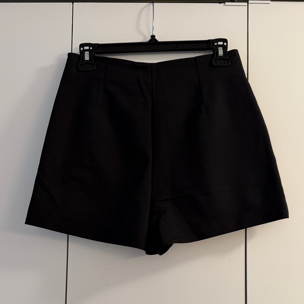 NWOT Zara High Waisted Black Women's Shorts - Picture 3 of 4